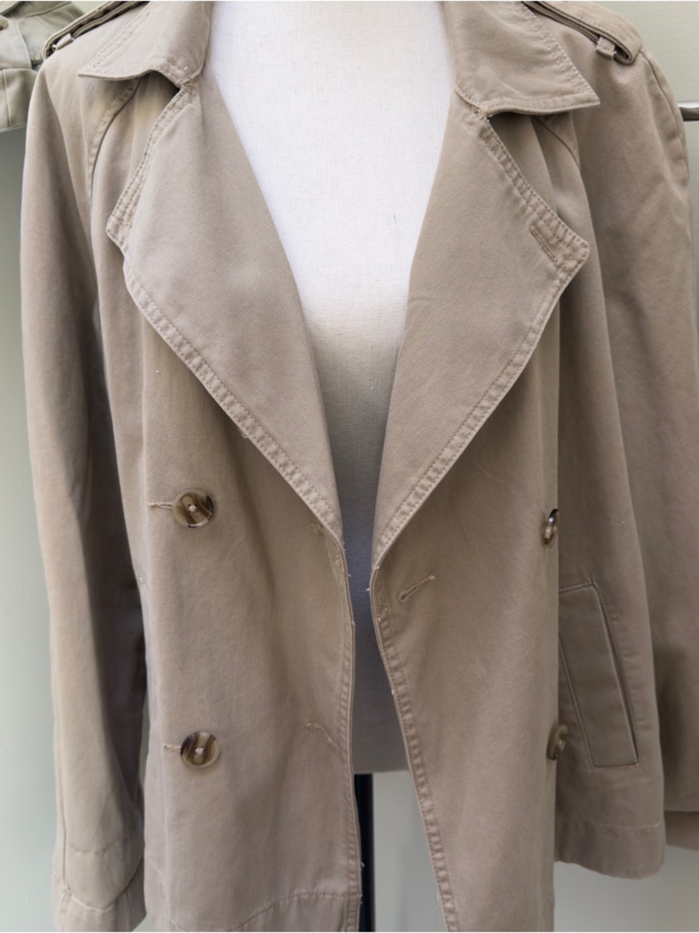 LOFT Classic Double-Breasted Khaki Trench/Utility jacket, size Medium - Picture 3 of 9